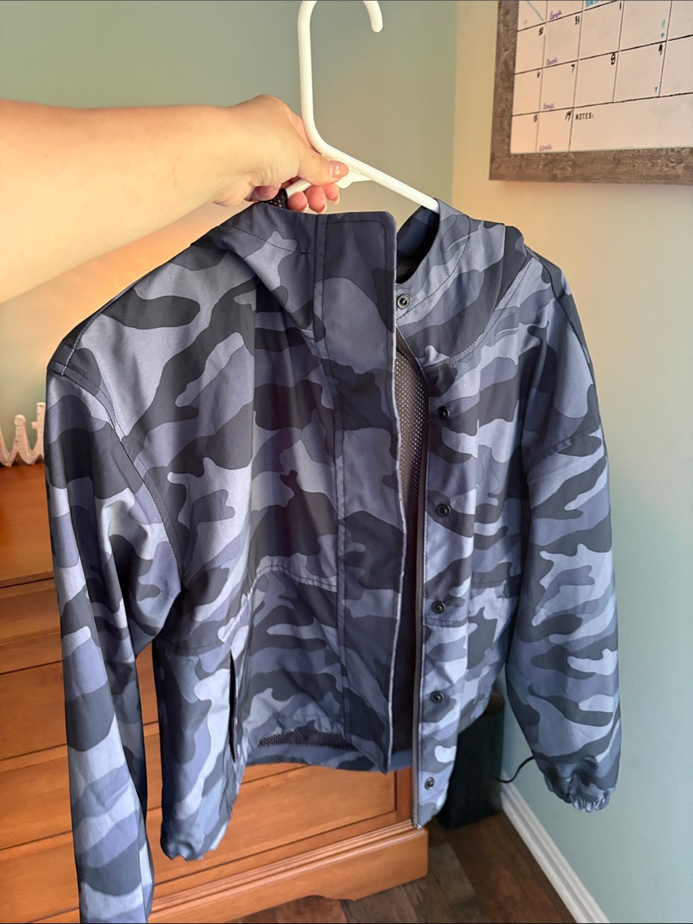 Old Navy Men's Gray & Black Camo Hooded Windbreaker